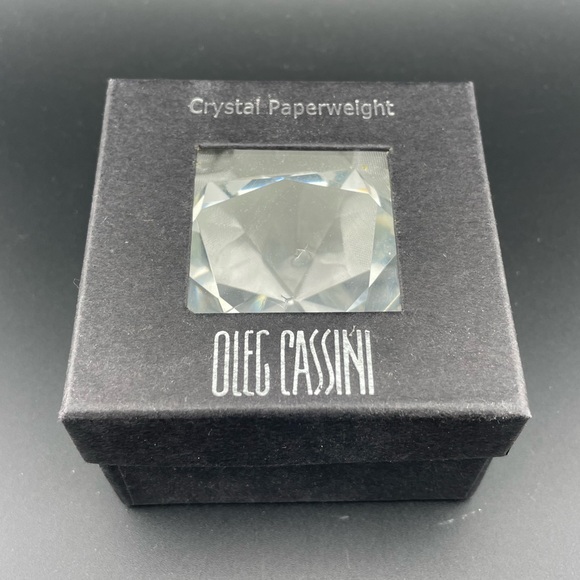 Crystal Paper Weight by Oleg Cassini - Picture 5 of 5